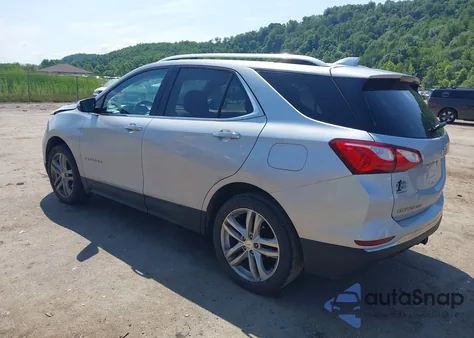 2020 Chevrolet Equinox Premier z USA, uszkodzony, nr VIN 2GNAXYEX8L6137680